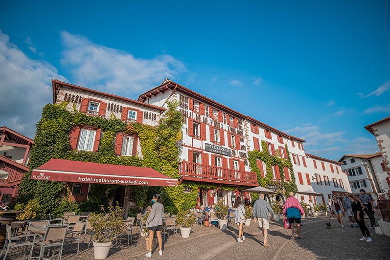 winkels in de buurt van de camping in espelette