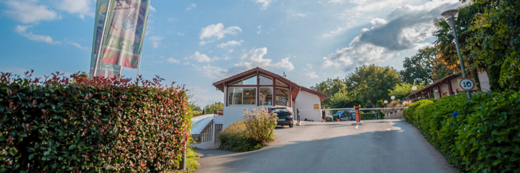 l accueil du camping au pays basque