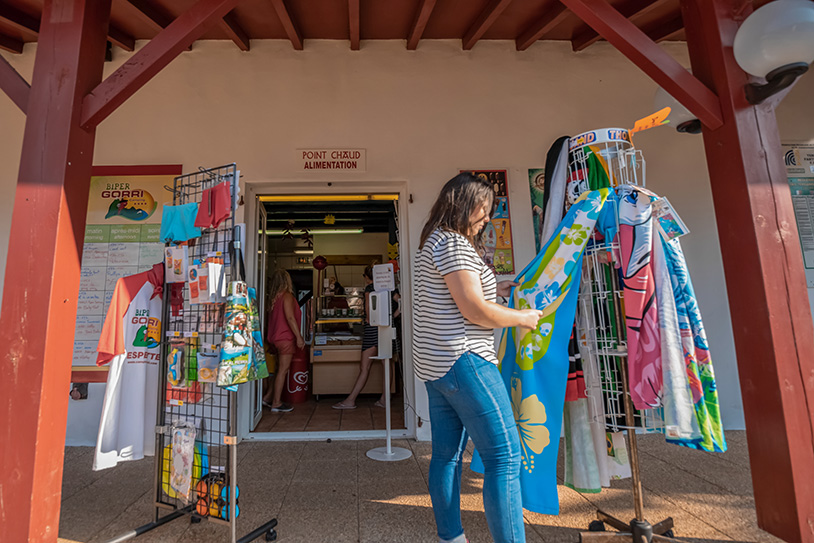de faciliteiten van onze 4-sterrencamping in het baskenland